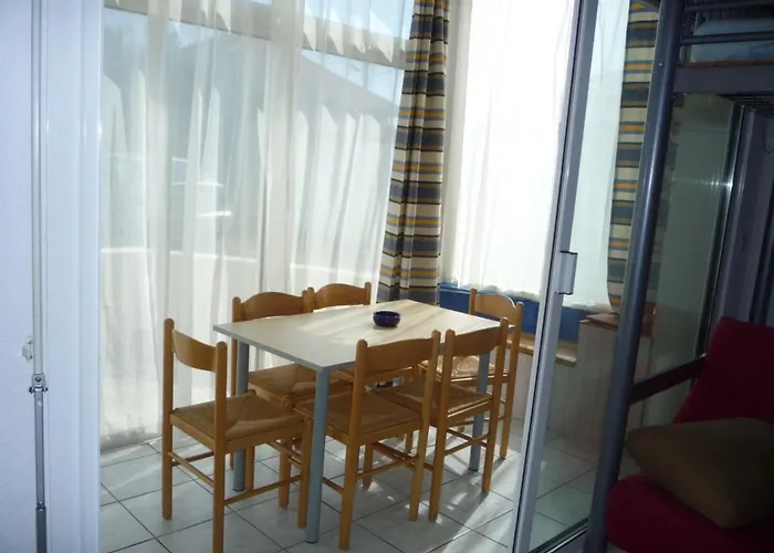 - Cabine: 4 Pers, Proche Plages Et Commerces, Menage Inclus - Fr-1-319-191 * Biscarrosse-Plage